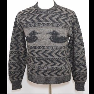 PENDLETON Gray black wool knit duck print sweater